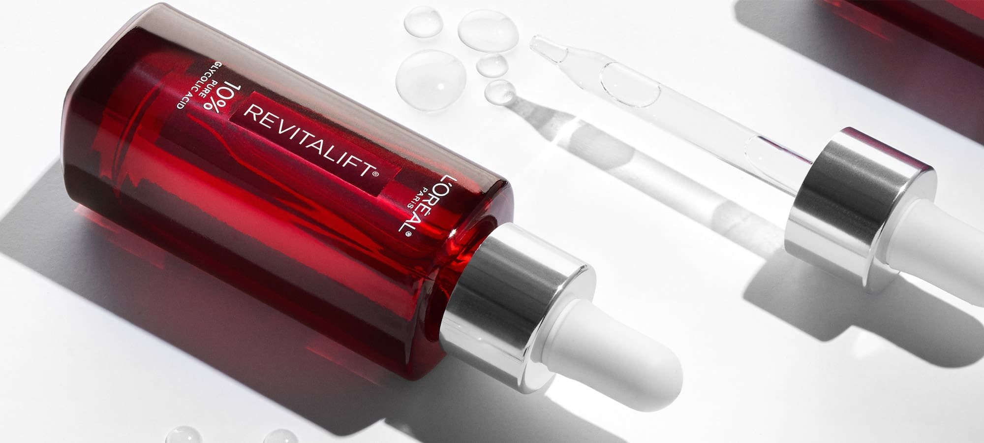 Loreal Paris Makeup Red Revitalift Product 2000x900