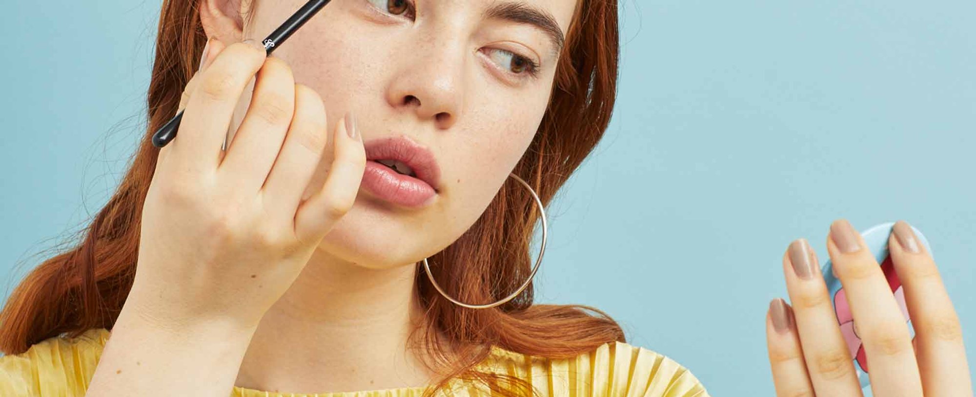 Lighten Eyebrows With Makeup Hero Bmag