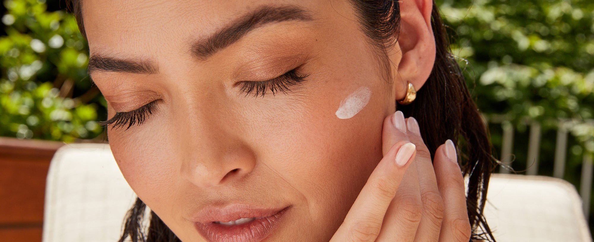 Why Some Sunscreens Cause Breakouts CMS Bmag
