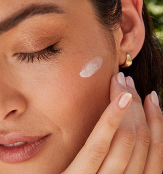 Why Some Sunscreens Cause Breakouts CMS Bmag