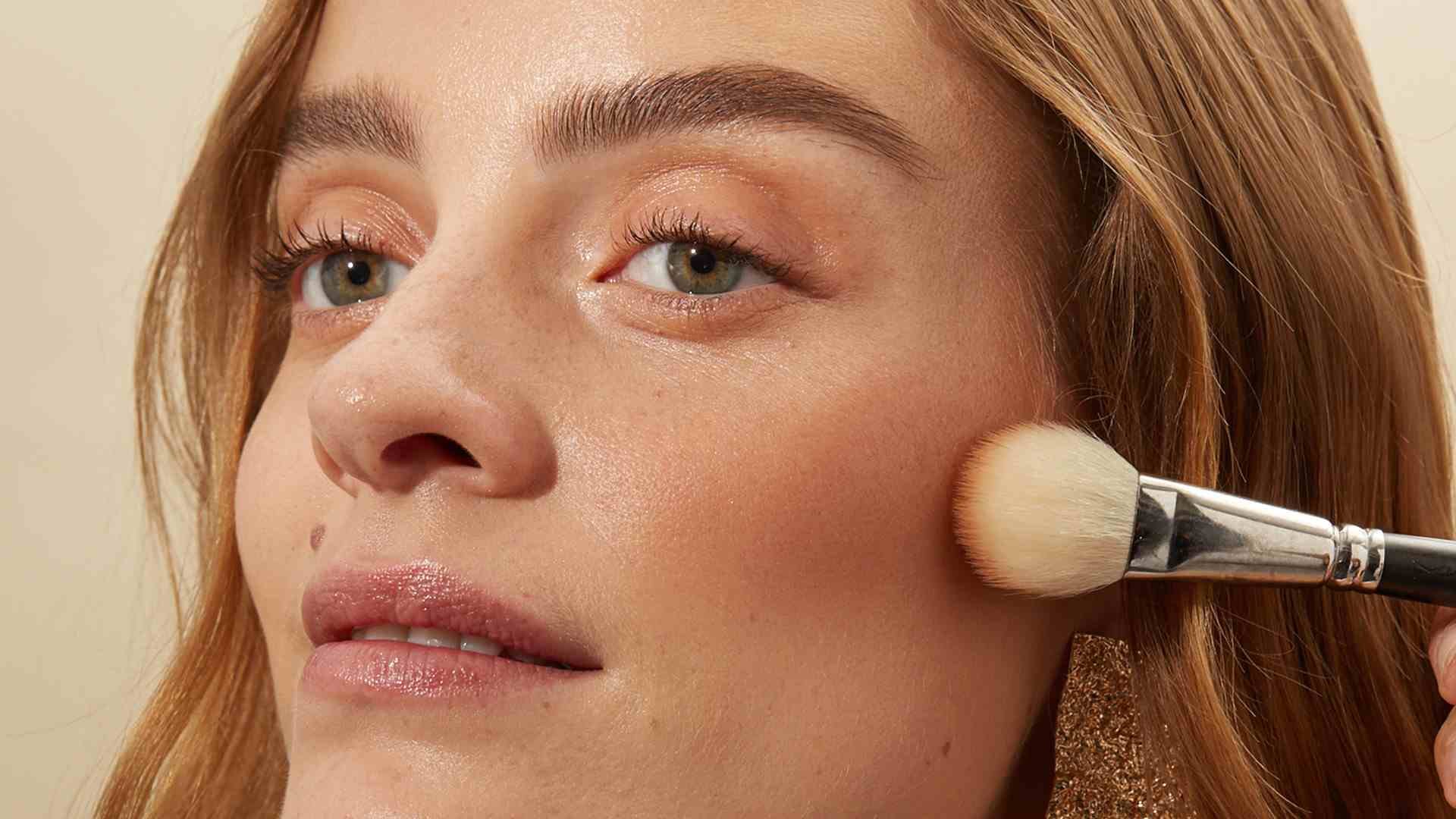 5 Minute Makeup Tips Hero Bmag