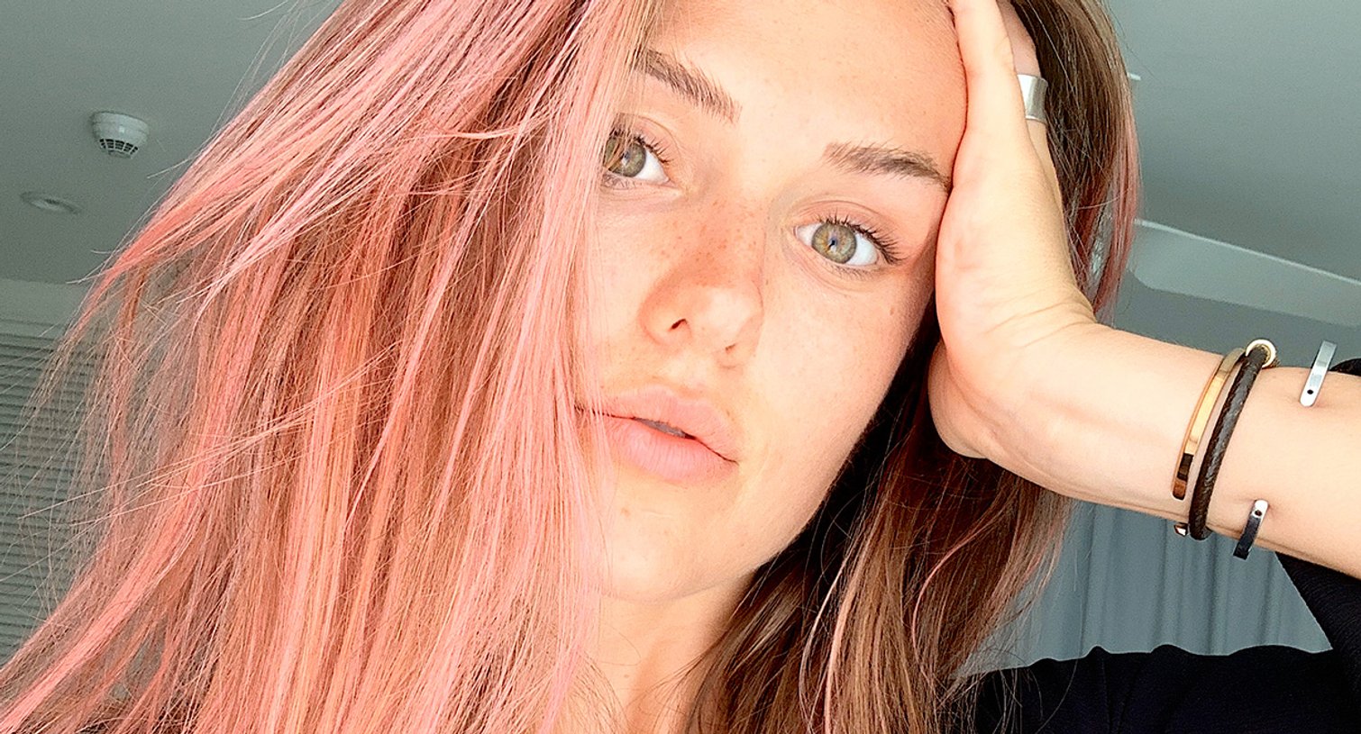 Hairstyles W Colorista Slide05 Bmag