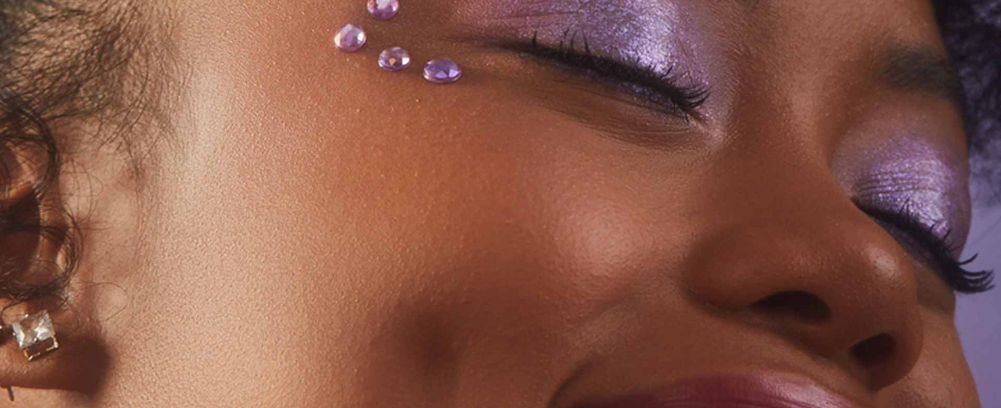 How To Add Rhinestones To Your Makeup Hero Bmag