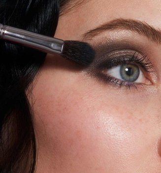 Black Smokey Eye Tutorial Hero Bmag