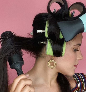 90s Blowout Hair Trend
