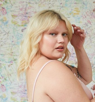 How To Change Up Blonde Hair