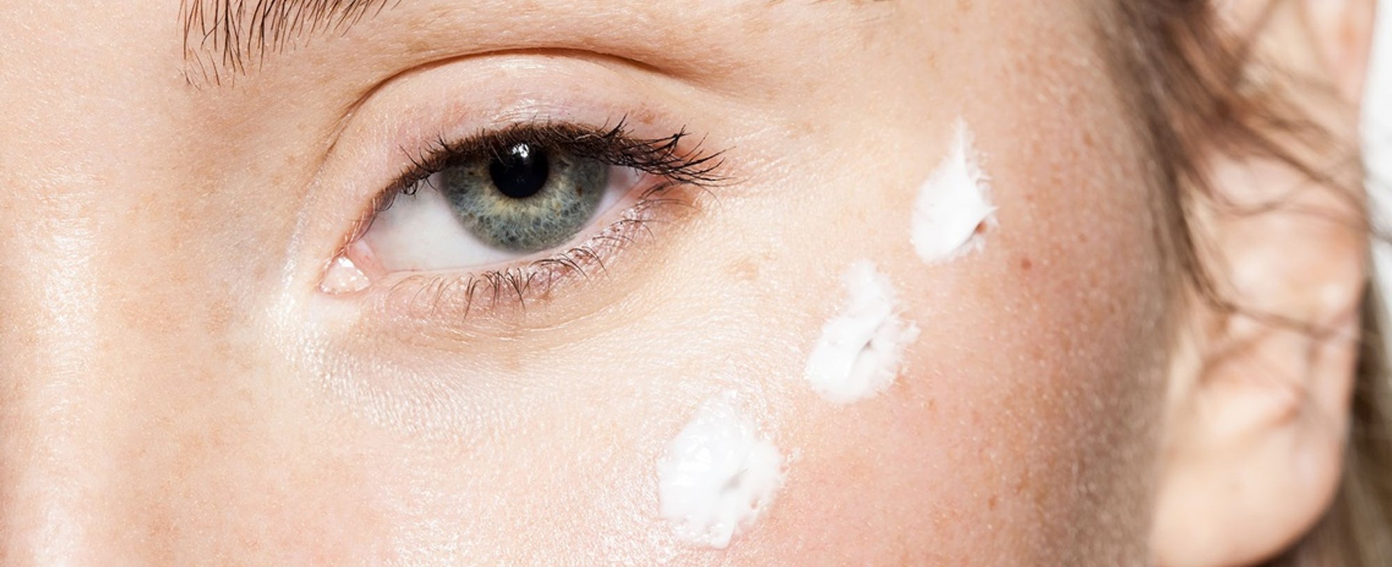 Sunscreen Or Moisturizer First