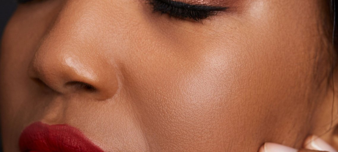 How To Make Your Makeup Look Smooth