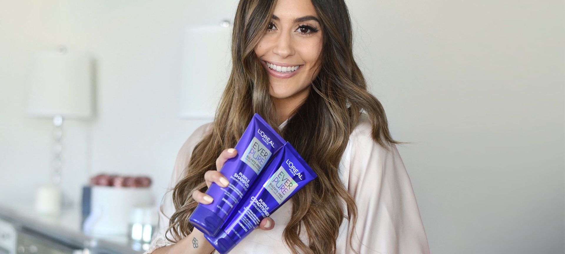 Cabello castaño con efecto metálico indeseado