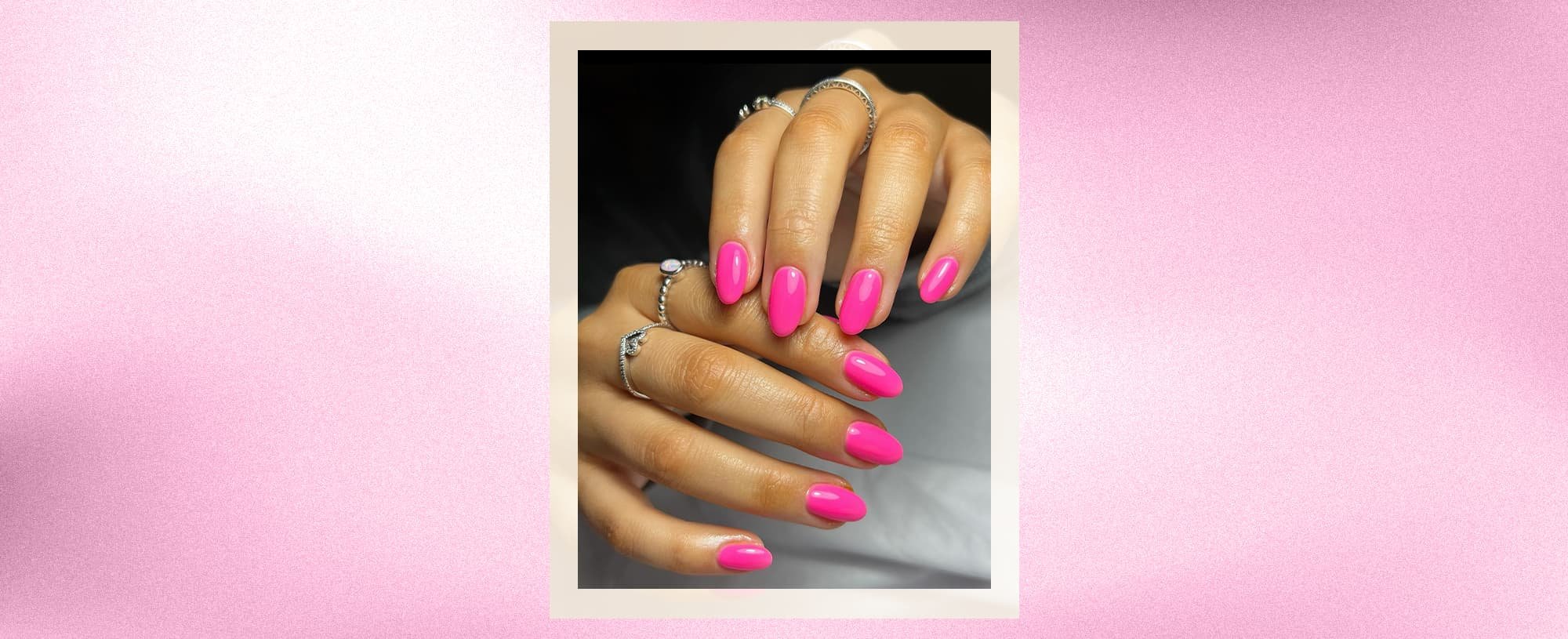 Banner para escritorio de Uñas de gel frente a uñas acrílicas