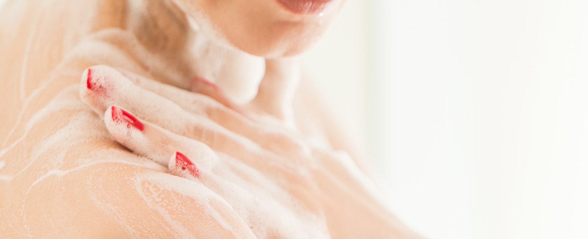 Loreal Paris BMAG Article What Can You Do To Manage Back Acne D