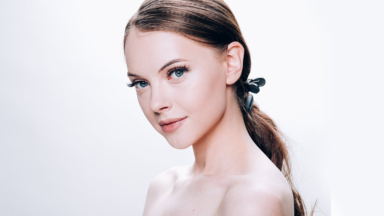 LOreal Paris BMAG Article How to Get the Perfect Doe Eyed Look D