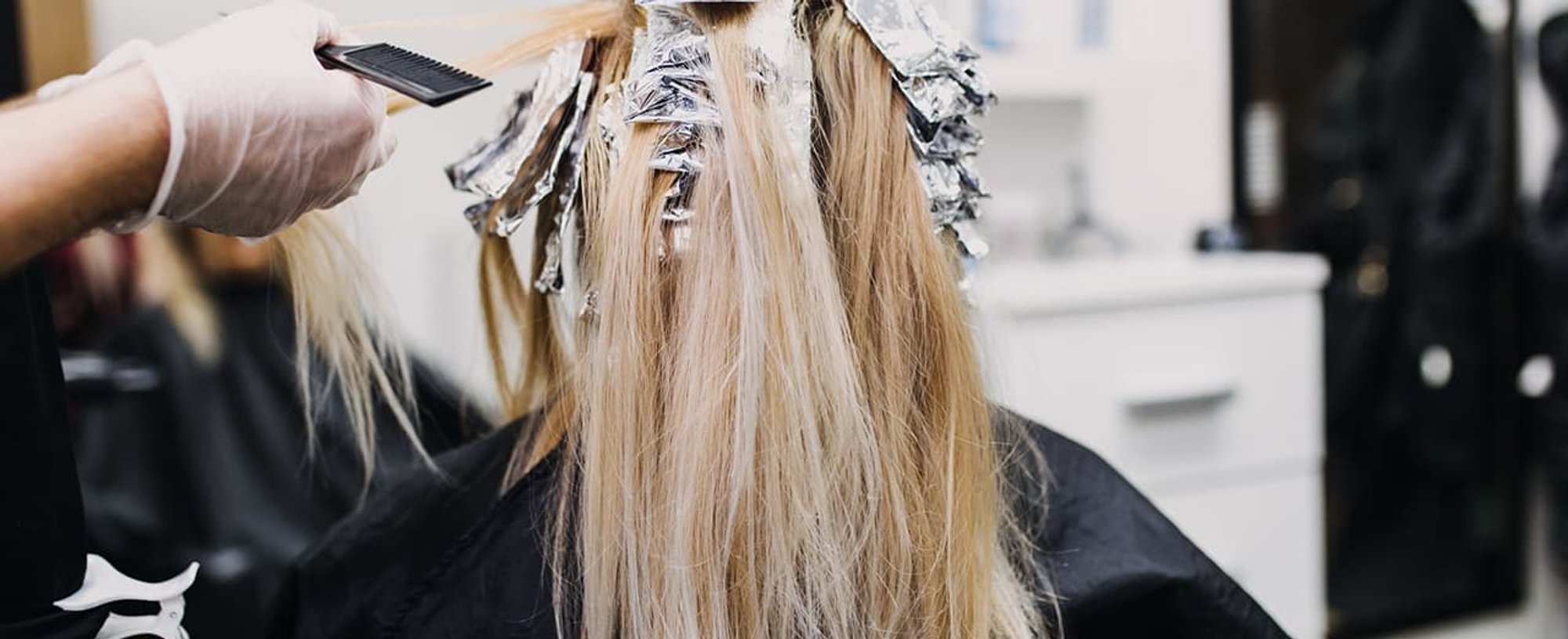 Loreal Paris BMAG Article hair highlights foil vs balayage vs foilayage D
