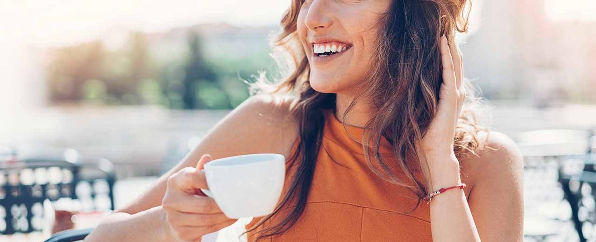 Crazy For Caramel Latte How To Get This Seaons Natural Looking Hair Color D