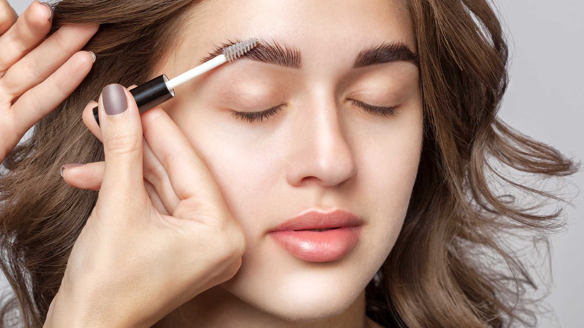 Loreal Paris Article How To Use Eyebrow Gel For Perfect Arches D