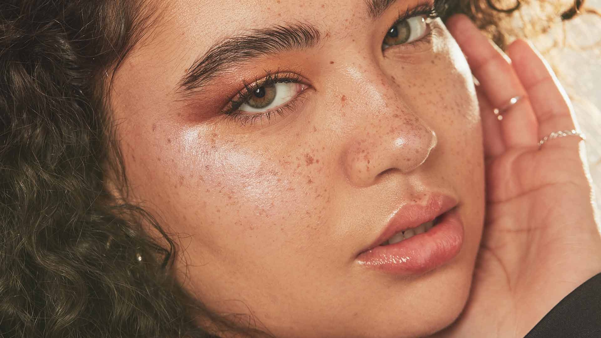 Light Makeup Complete Tutorial Hero Bmag