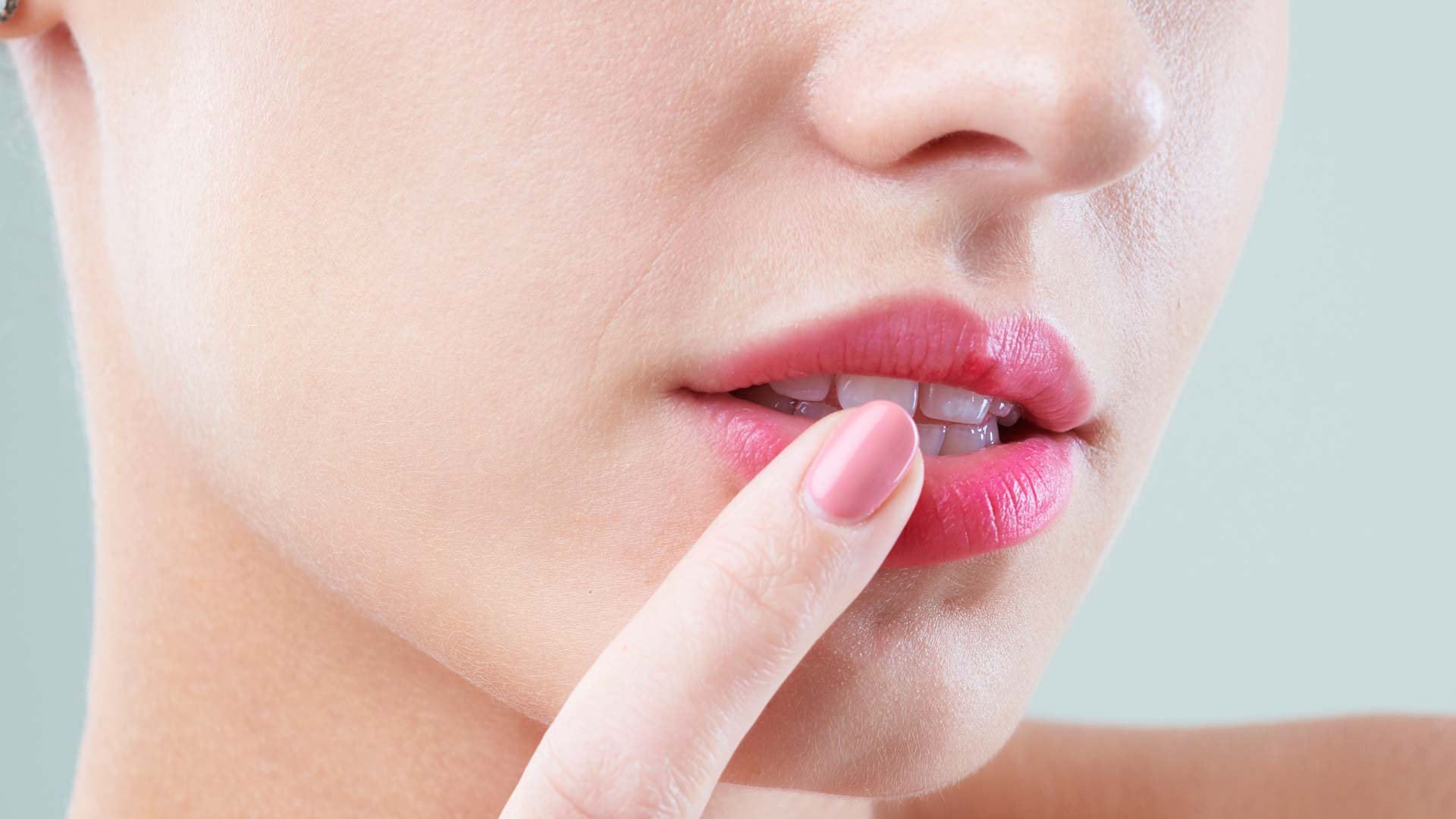 Loreal Paris Article How to Use a Lip Stain or Tint for Long Lasting Color D