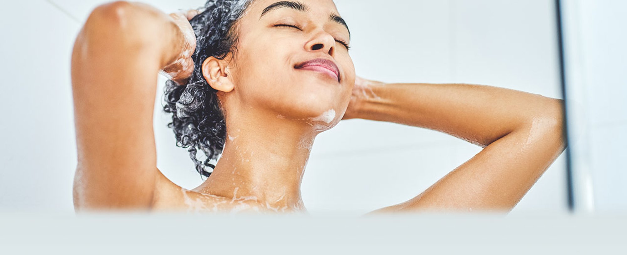 LOreal Paris BMAG Article How To Moisturize Your Scalp D