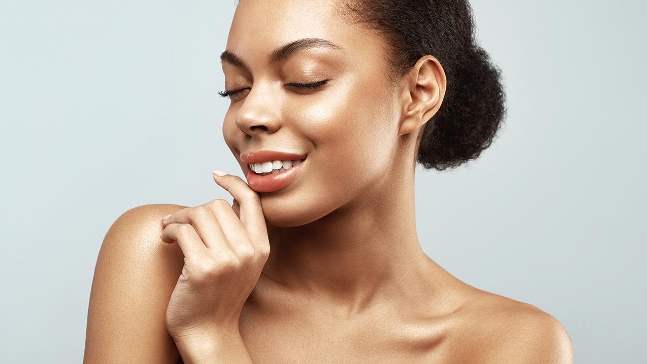 LOreal Paris BMAG Article What Are Alpha Hydroxy Acids D