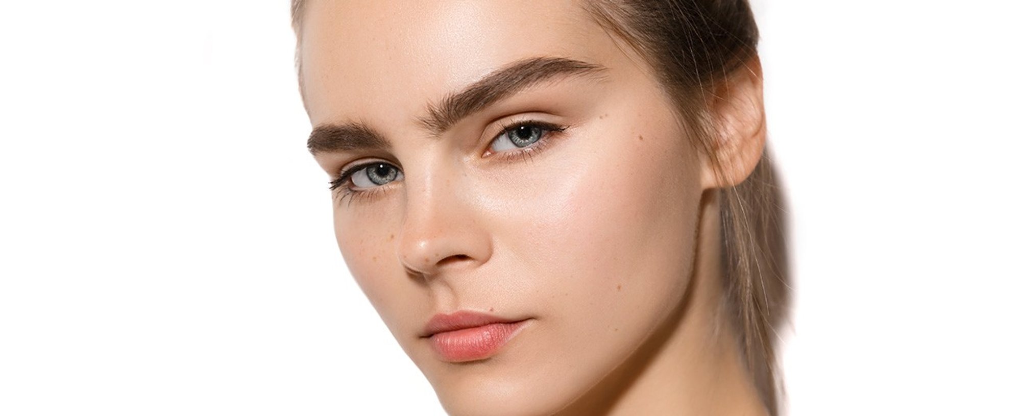 Loreal Paris Article How To Get Fuller Eyebrows With Makeup D