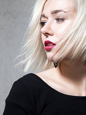 Loreal Paris BMAG Article The 5 Best Hairstyles For Round Faces D