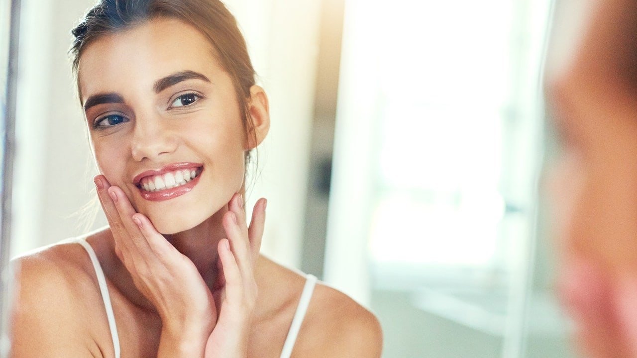 Loreal Paris BMAG Article How To Determine Your Undertones For Perfect Makeup Application D