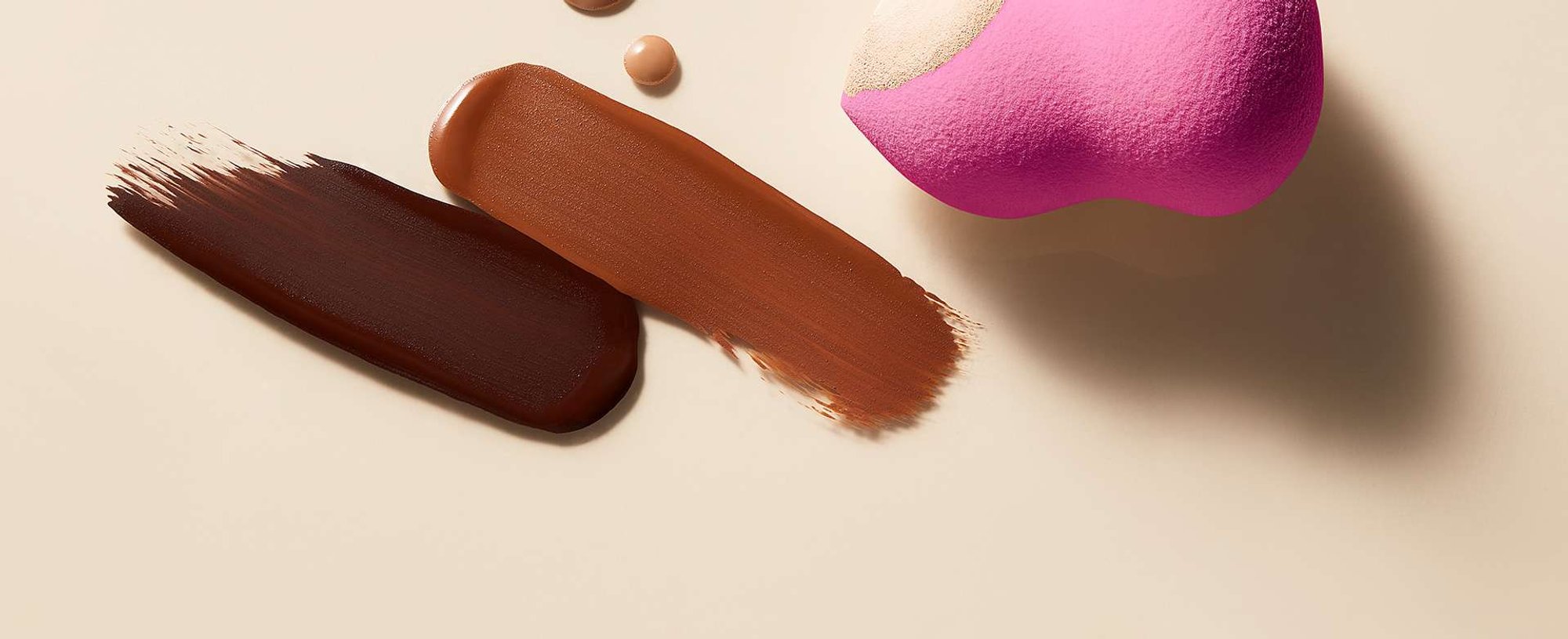 Loreal Paris Article How To Use A Makeup Sponge 15 Hacks Tips D
