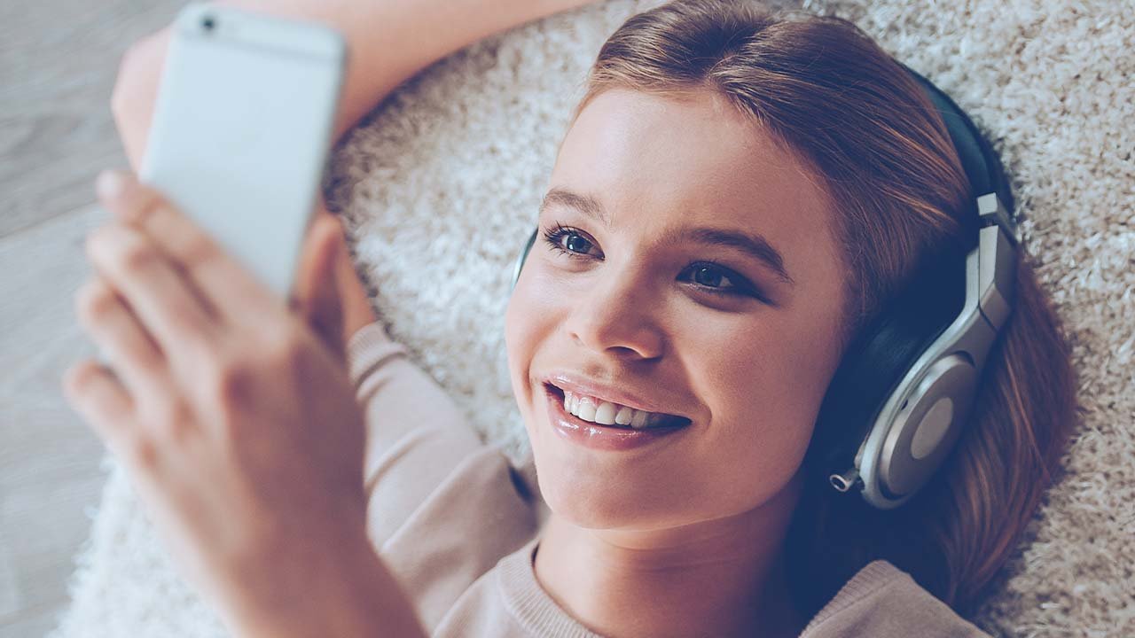 Loreal Paris BMAG Article Our Virtual Try On Is Better Than Any Makeup App Youve Seen D