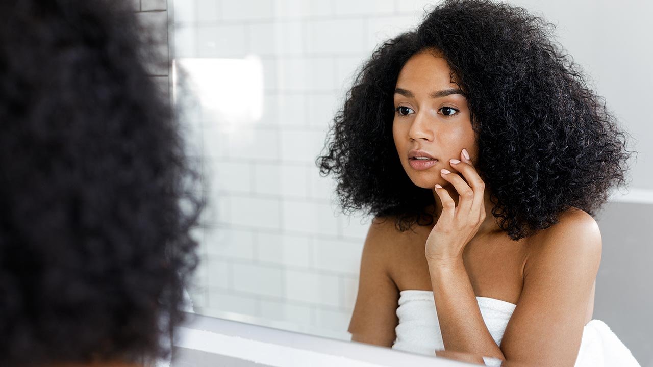 Loreal Paris BMAG Article The Best Skin Care Routine For Dull Skin D