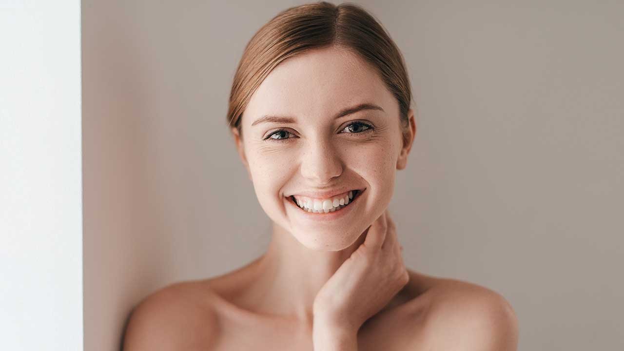 Loreal Paris BMAG Article The Best Skin Care Routine For Your 20s D