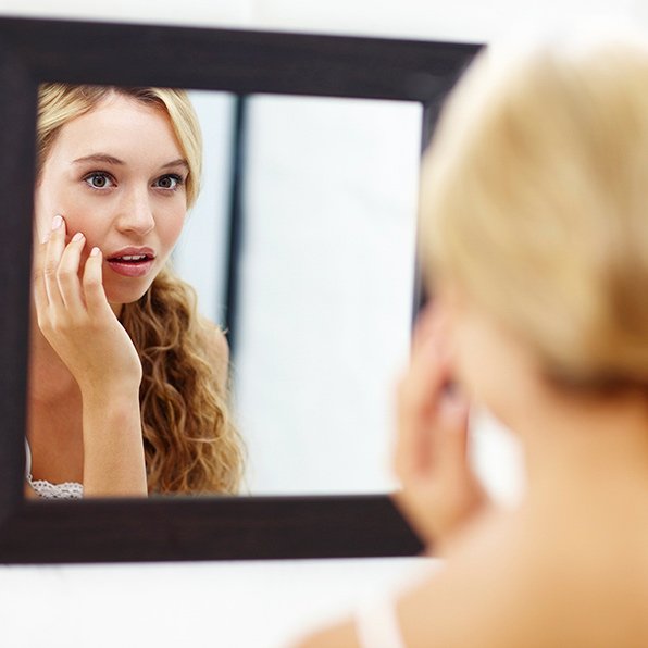 whyyoushouldstopworryingabouwrinkles_main