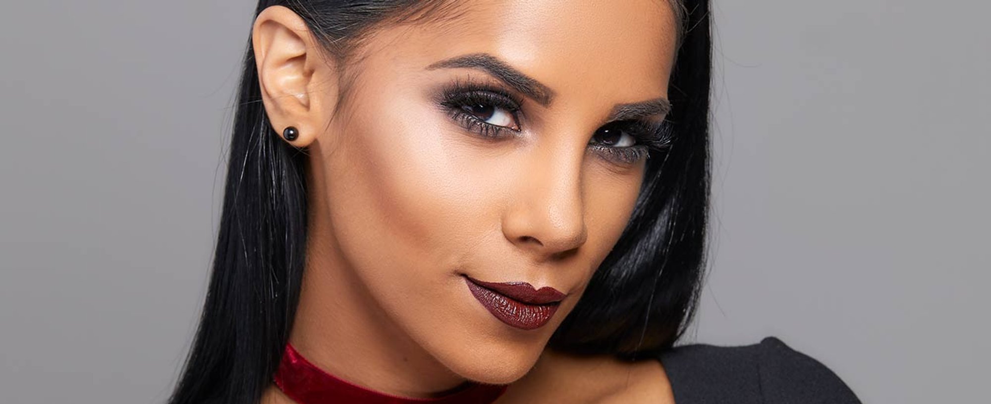 Loreal Paris BMAG Slideshow How To Create A Gothic Vampire Makeup Look For Halloween MAIN D