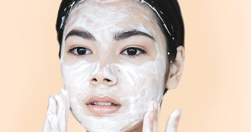 Loreal Paris BMAG Slideshow Face Mask 101 Everything Youve Ever Wanted to Know About Masking Slide6
