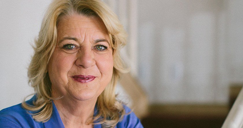 LorealParisBMAGBeautyTipsSlideShow9KathyTillotson