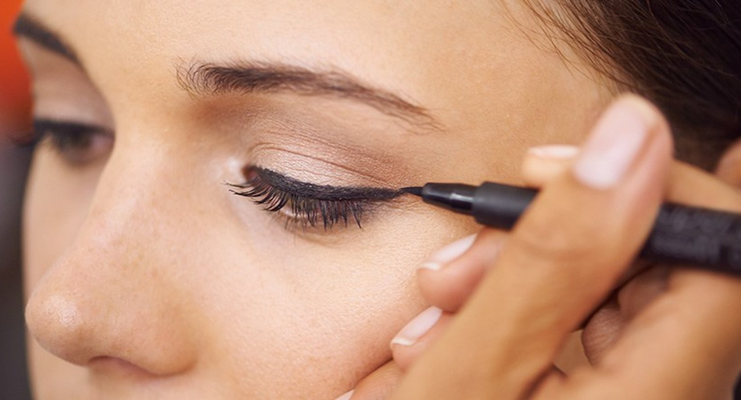 Loreal Paris BMAG Slideshow The Easy Eye Makeup Tutorial For Girls With Glasses SLIDE 3