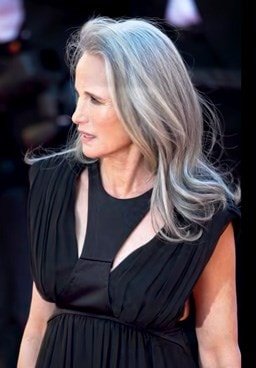260608 Oap Cannes26 Redcarpet Video Preview Macdowell