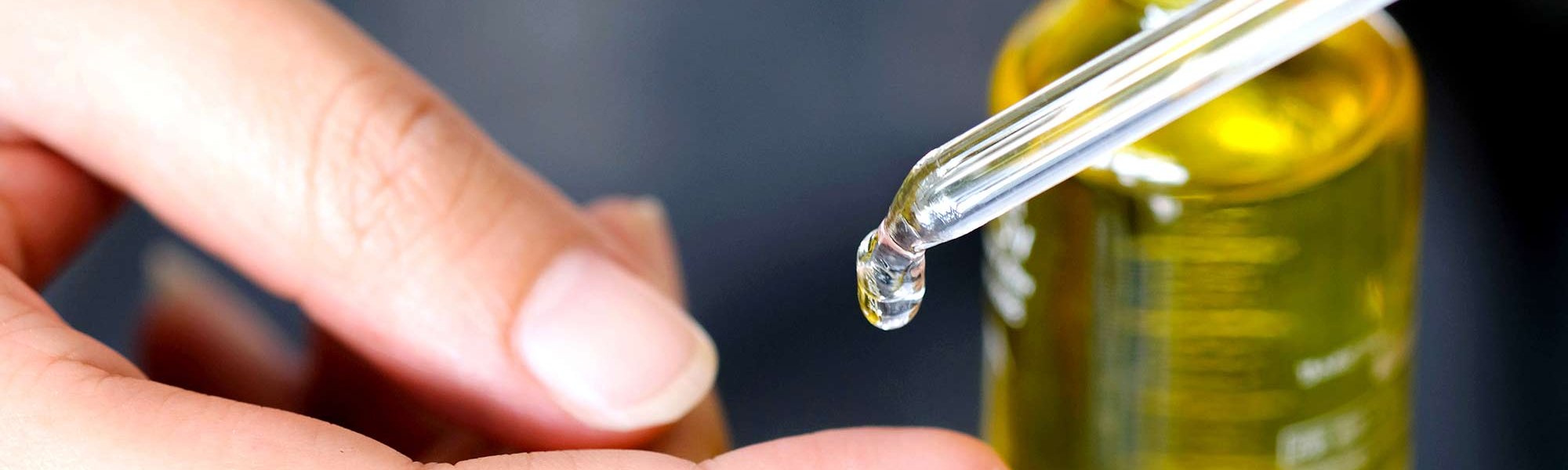 Loreal Paris Makeup Ampoule Drop 2000x900